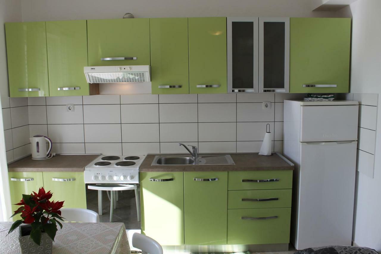 Floki Apartment *